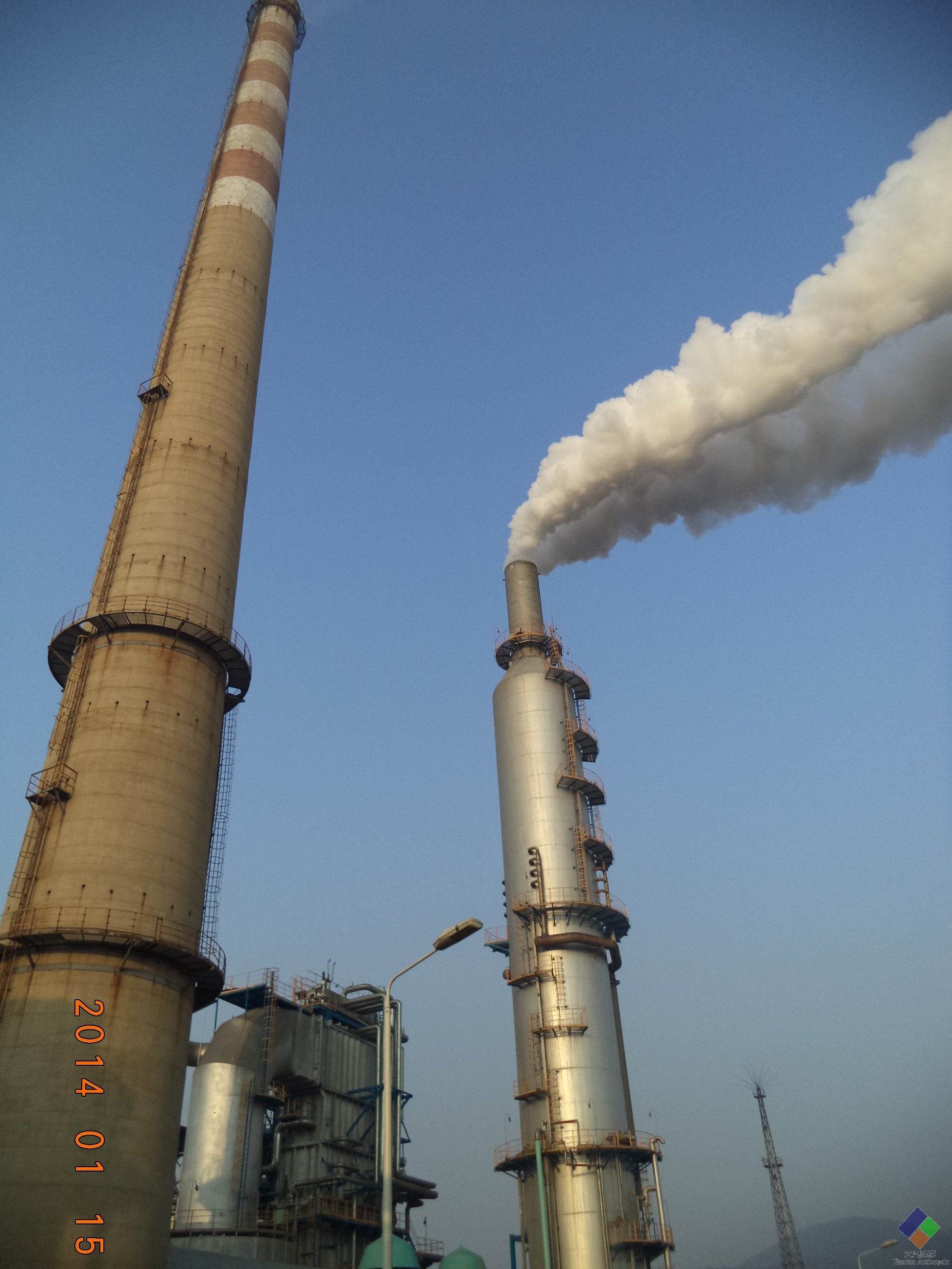 國內(nèi)某石化選用大連天凡TF-HH煙氣脫硫塔專用防腐涂料技術(shù)至今運行良好