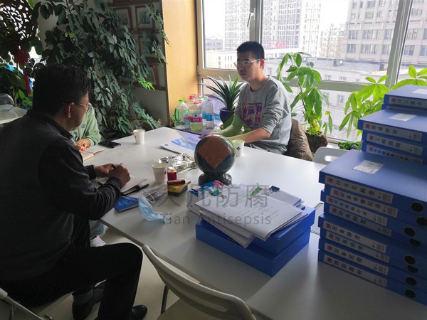 中山區(qū)科工信局領導走訪轄區(qū)內中小微企業(yè)